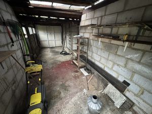 Photo 11- click for photo gallery